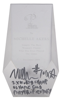 2000 Futbol De Primera Signed Award Presented to Michelle Akers "Simply the Best Womens Player Who Has Ever Played The Game" (Akers LOA)